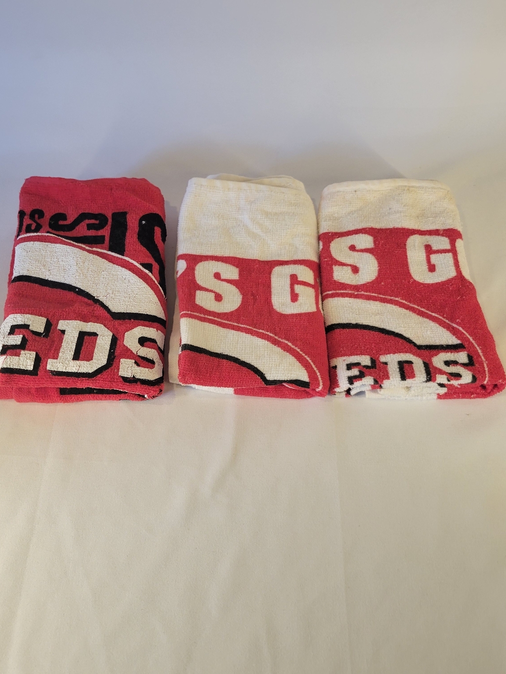 Vintage Cincinnati Reds Baseball Rally Towel Lot 3x Stadium Giveaway Kroger MLB